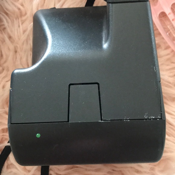 polaroid camera 1990 onestep close up